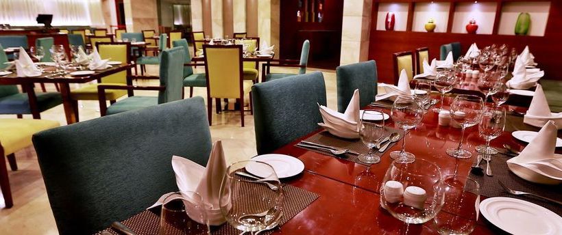 Golden Tulip Vasundhara Hotel And Suites 13