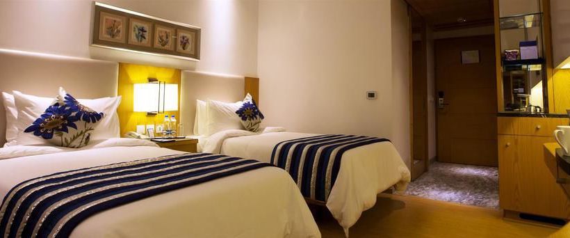 Golden Tulip Vasundhara Hotel And Suites 14