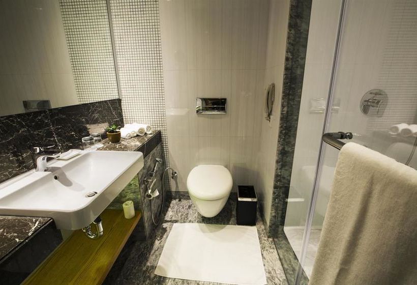 Golden Tulip Vasundhara Hotel And Suites 3