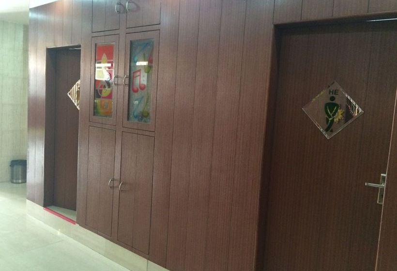 Hotel Maiden Residency 14