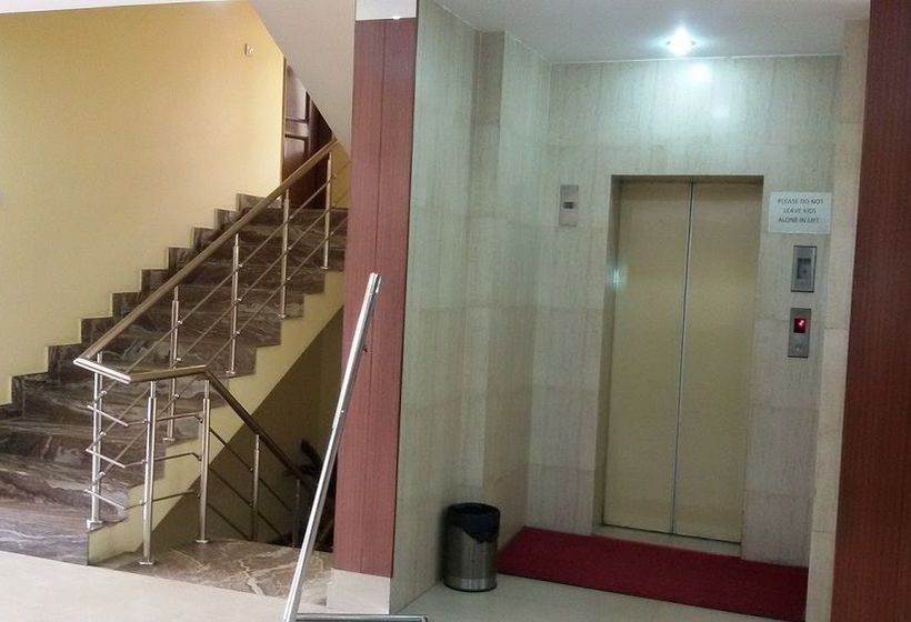 Hotel Maiden Residency 17