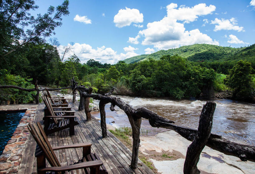 Hotel Summerfields River Lodge & Rose Spa 15