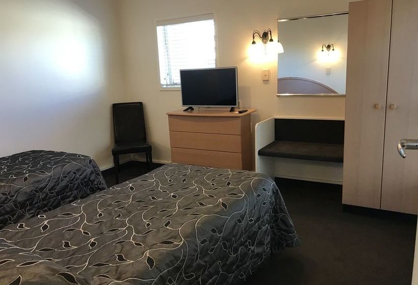 Motel Pacific Harbour Motor Inn Lodge 12