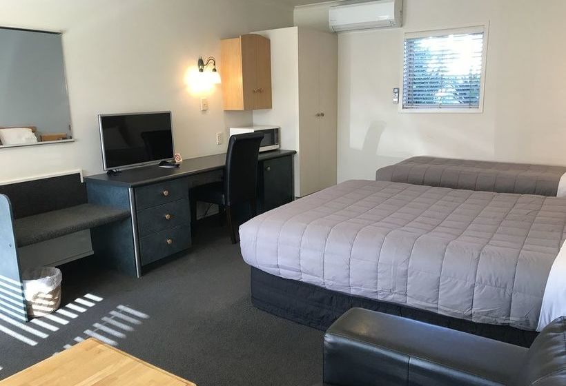 Motel Pacific Harbour Motor Inn Lodge 16