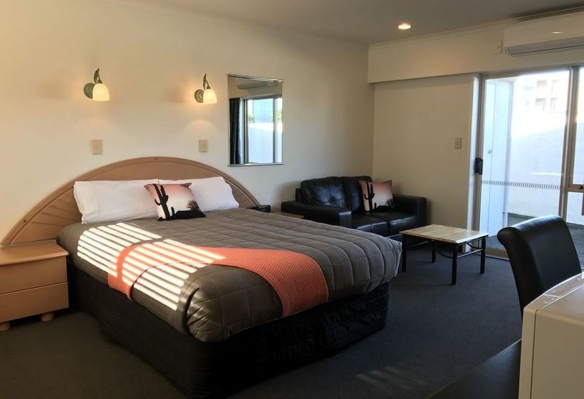 Motel Pacific Harbour Motor Inn Lodge 18