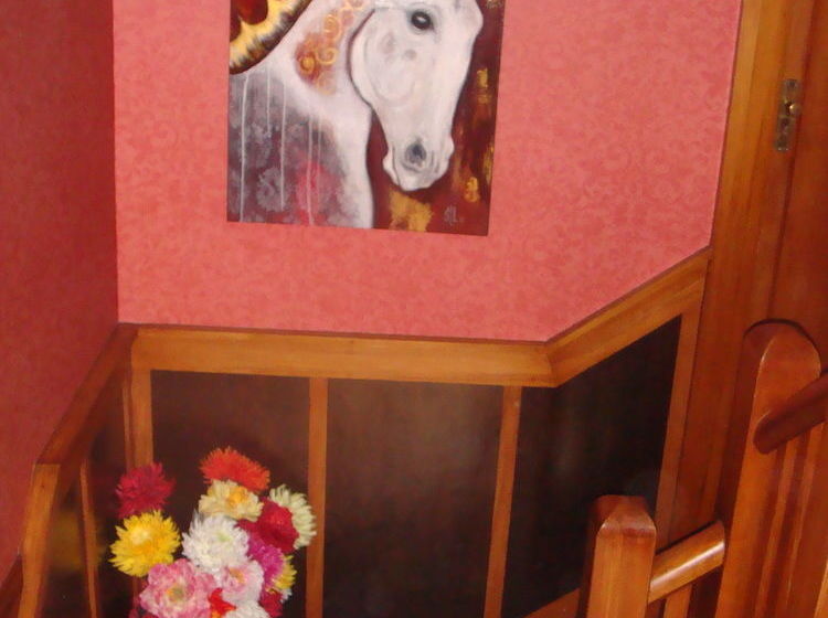 Highway House Boutique B&b 10