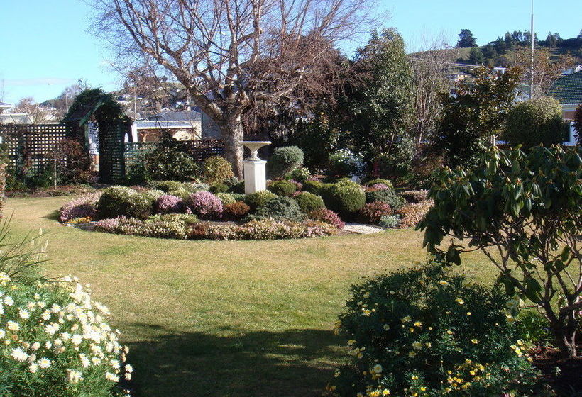 Highway House Boutique B&b 13