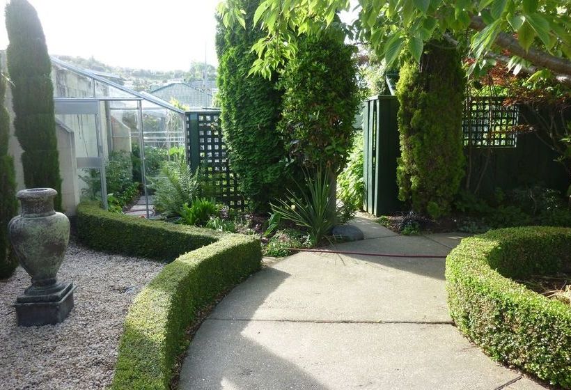 Highway House Boutique B&b 16