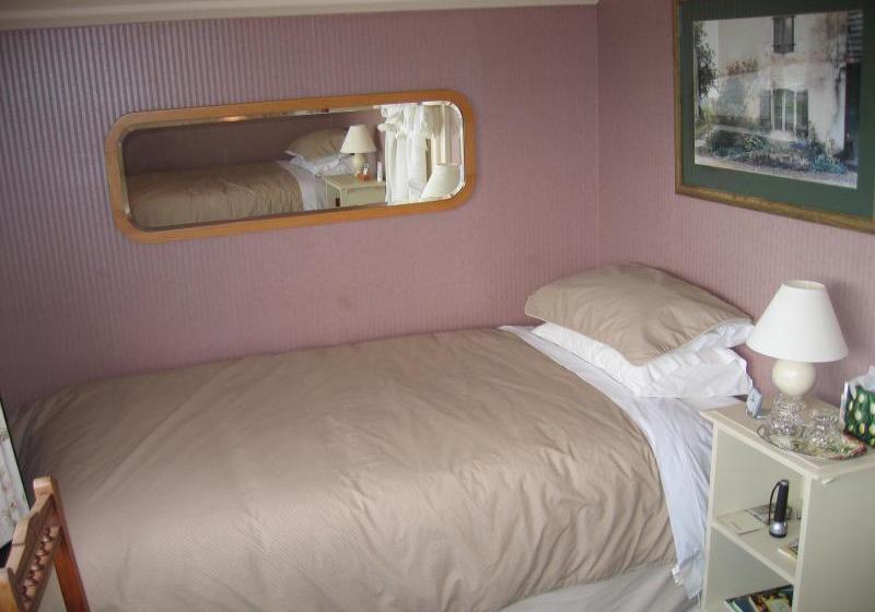 Highway House Boutique B&b 19