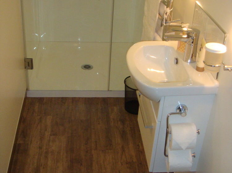 Highway House Boutique B&b 5