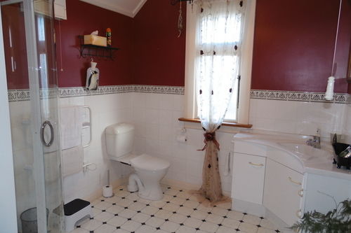 Highway House Boutique B&b 7