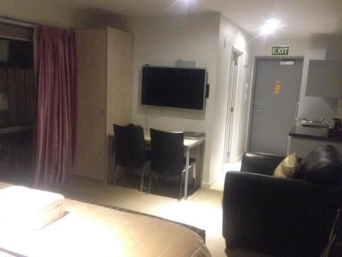 Alpha Motel Luxury Apartments 3