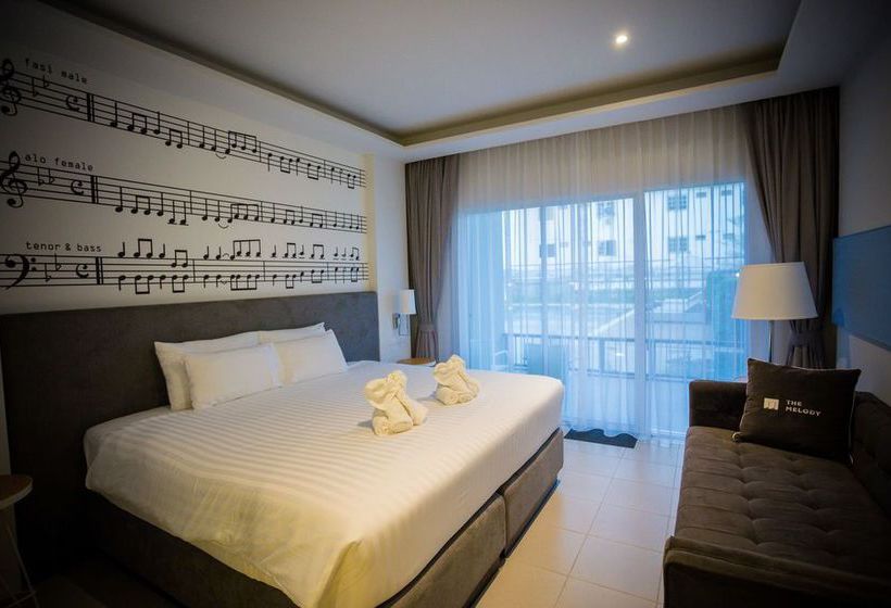 Hotel The Melody Phuket 10
