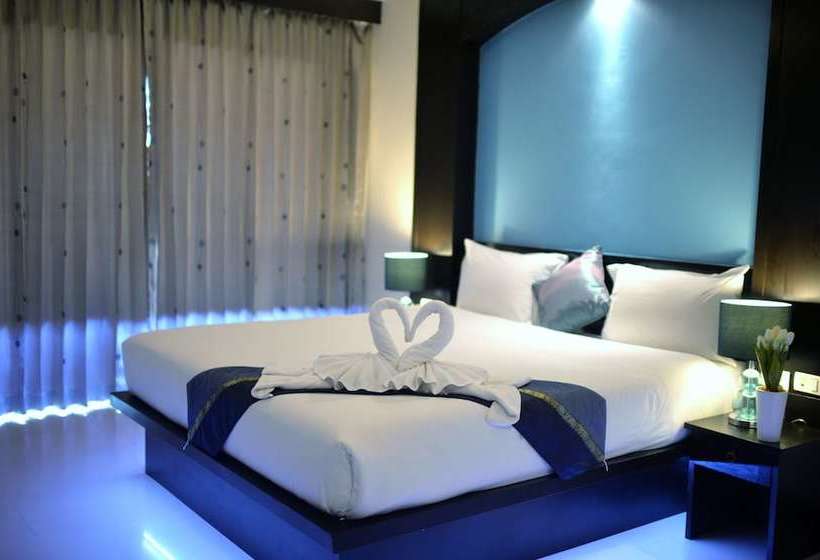 Lavender Hotel Phuket 10