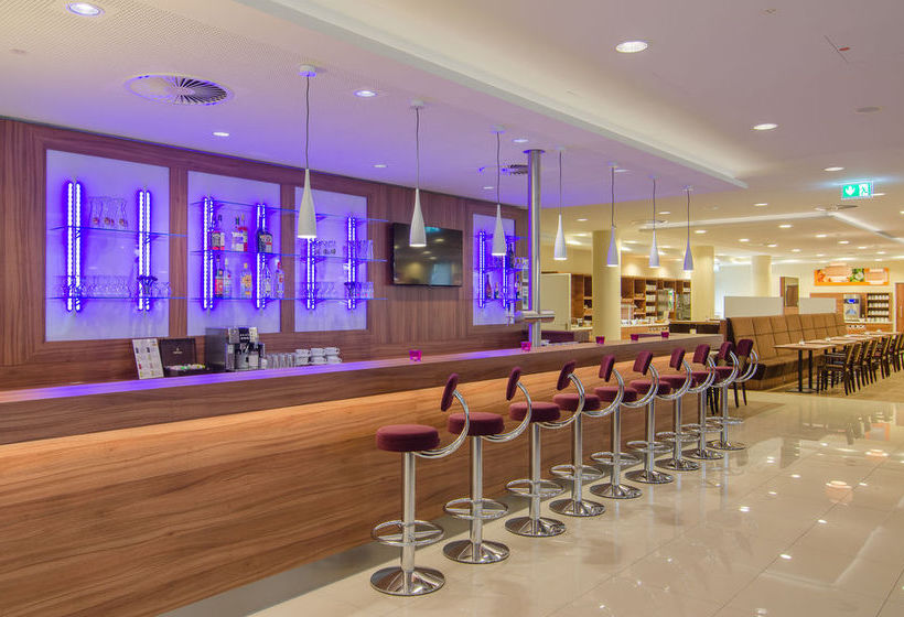 Hotel Holiday Inn Express Düsseldorf - City 11