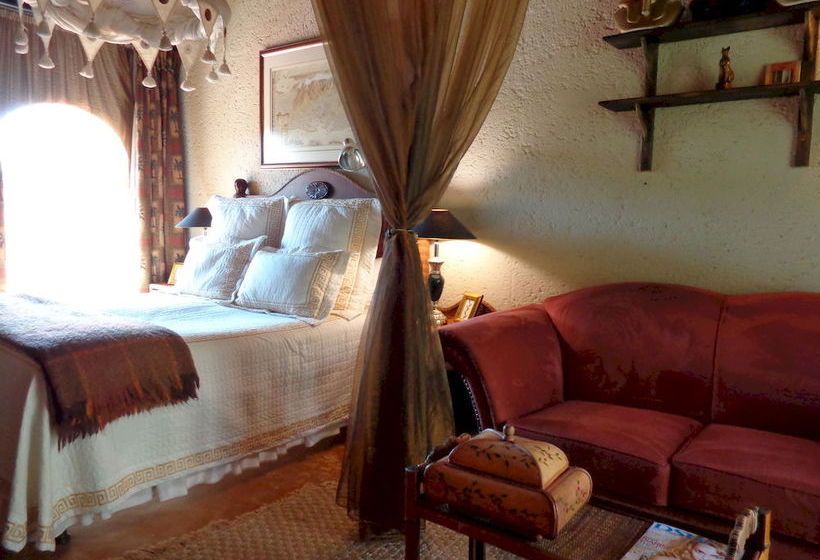 Pension Treetops & Treats Guest House 14