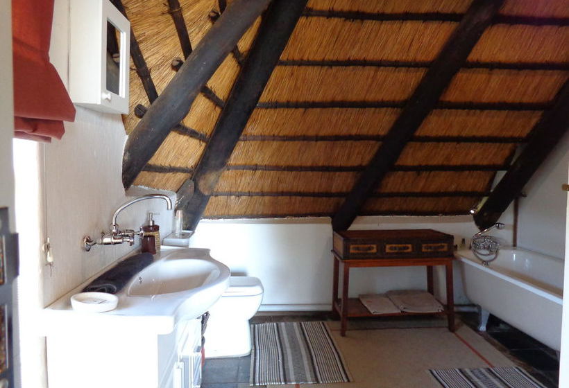 Pension Treetops & Treats Guest House 9