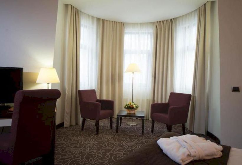 Azimut Hotel Freestyle Rosa Khutor 5