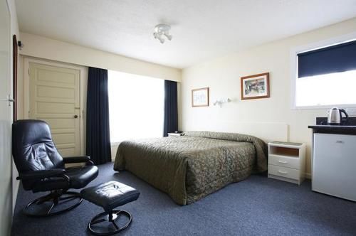 Motel Aspire Queens Park 8