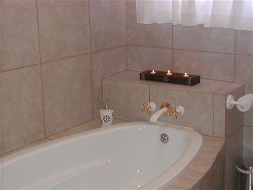 Bed and Breakfast Milkwood Lodge