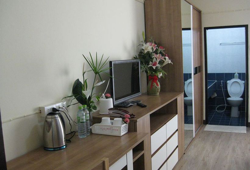 Hotel Komol Residence Bangkok 10