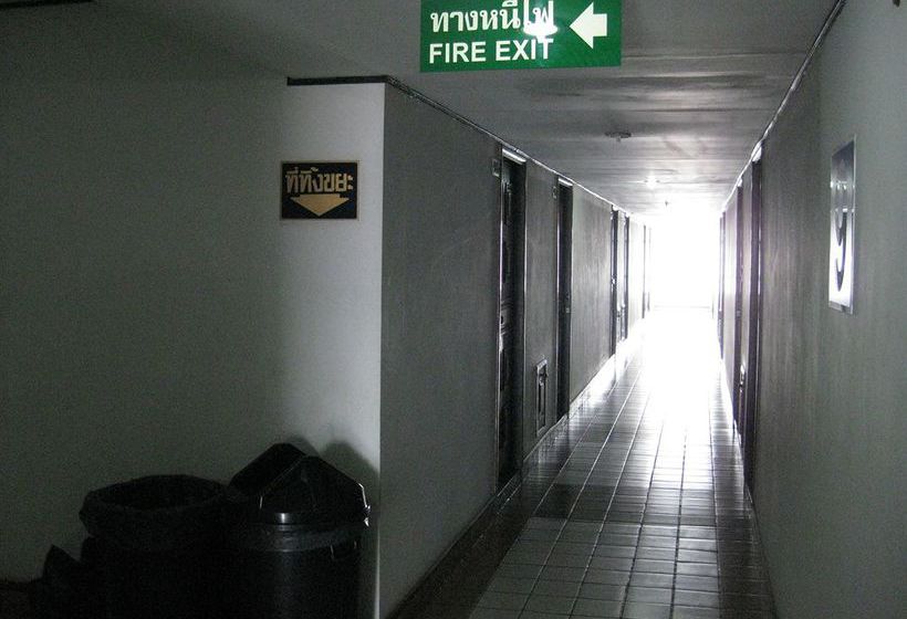 Hotel Komol Residence Bangkok 18