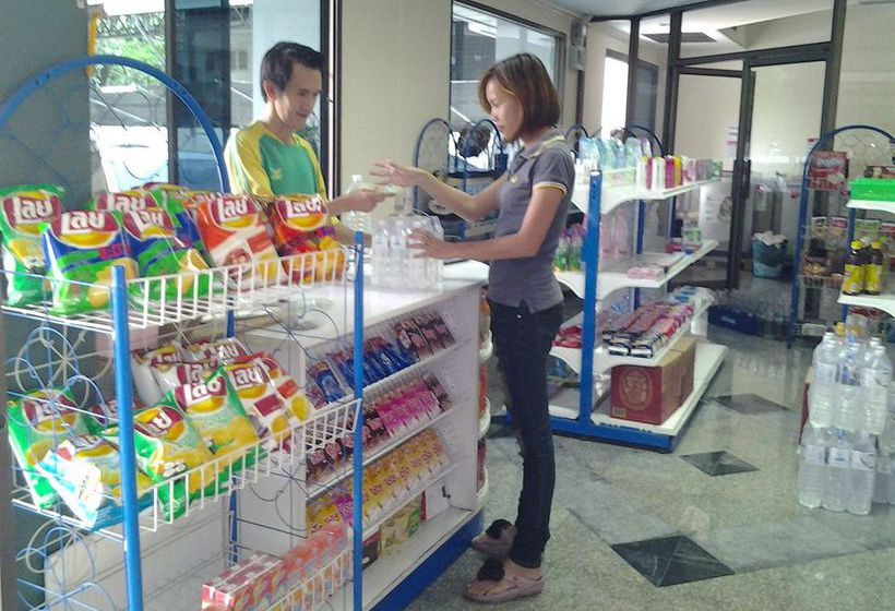 Hotel Komol Residence Bangkok 3