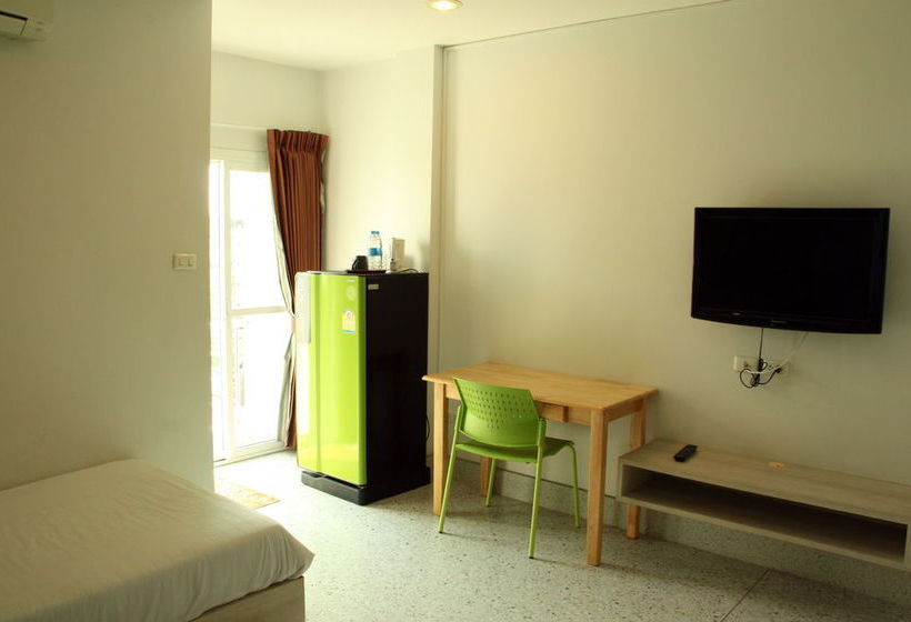 Hotel The Fifth Residence 15