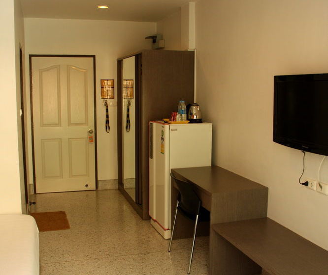 Hotel The Fifth Residence 20