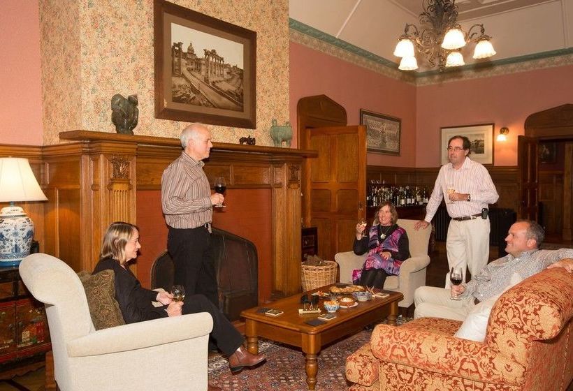 Hotel Pen-y-bryn Lodge 2