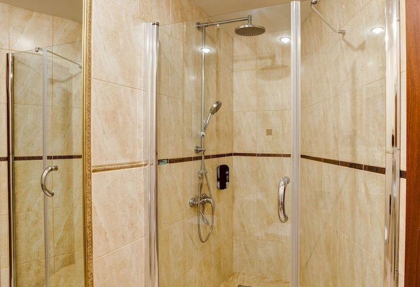 Boutique Hotelgrand 3