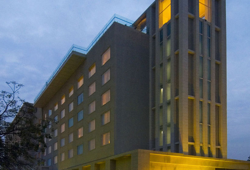 Hotel Prime Plaza Agra 7