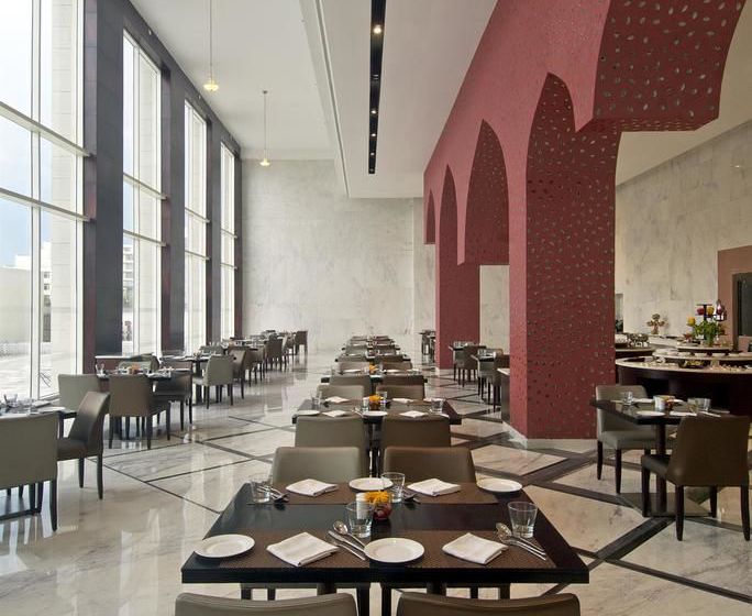 Hotel Prime Plaza Agra 9