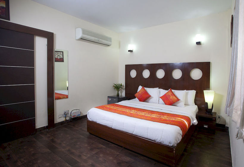 Inn Oyo Premium Medanta 2 13