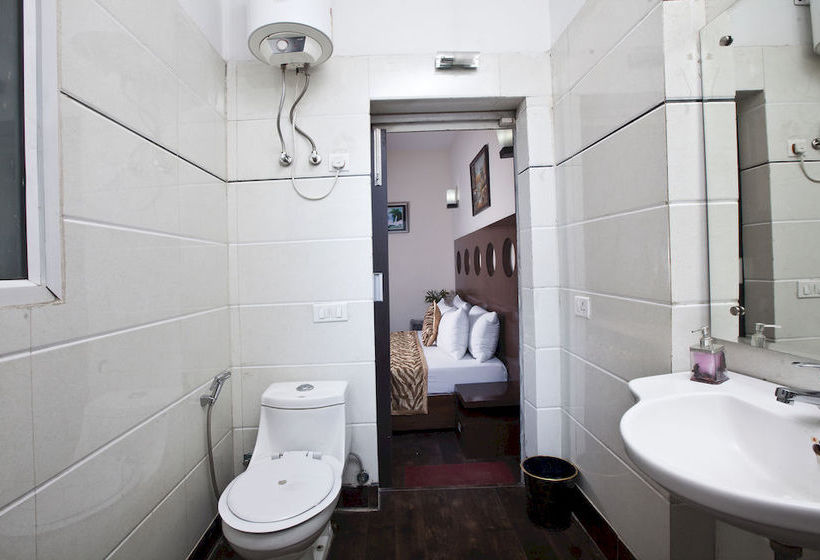 Inn Oyo Premium Medanta 2 19