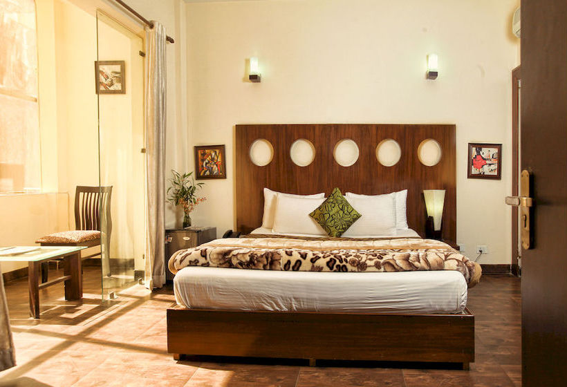 Inn Oyo Premium Medanta 2 20