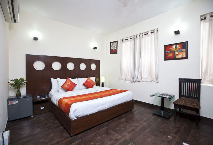 Inn Oyo Premium Medanta 2 3