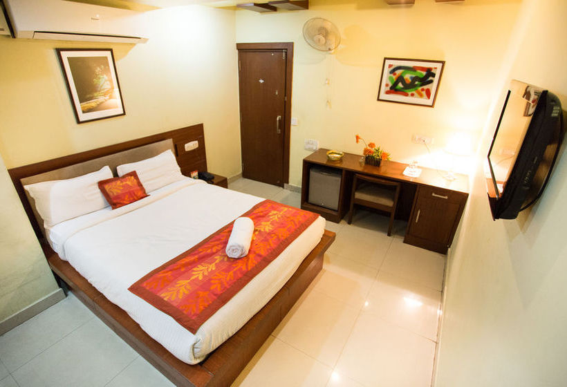 Oyo Apartments Madhapur 8