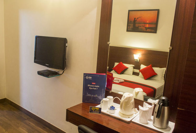 Inn OYO Premium Varanasi Railway Station 12