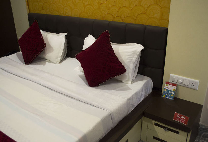 Hostal OYO Rooms Sankat Mochan Temple 2