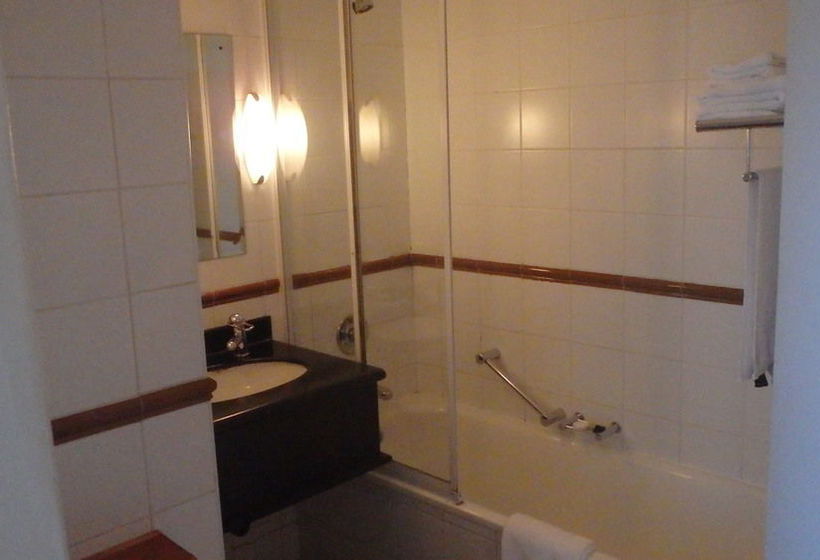 Ocean Breeze Hotel Also Known As Ocean View