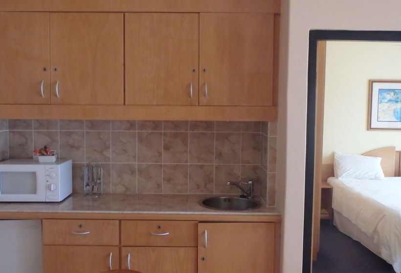 Ocean Breeze Hotel Also Known As Ocean View 18