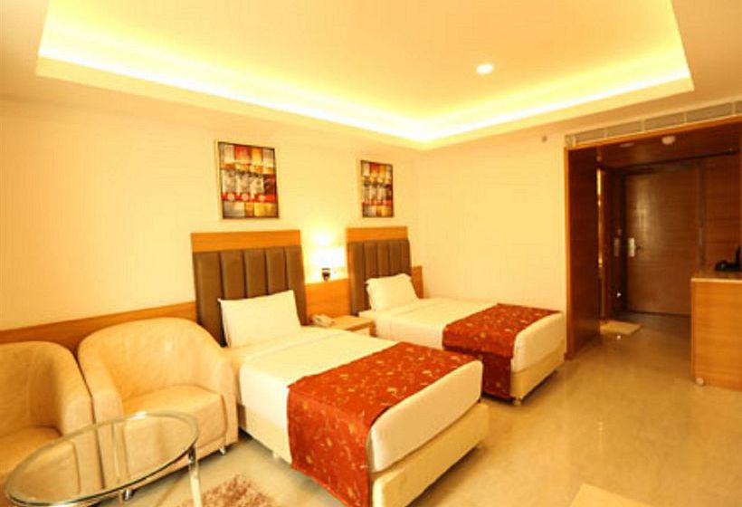 Hotel Chennai Le Palace 11