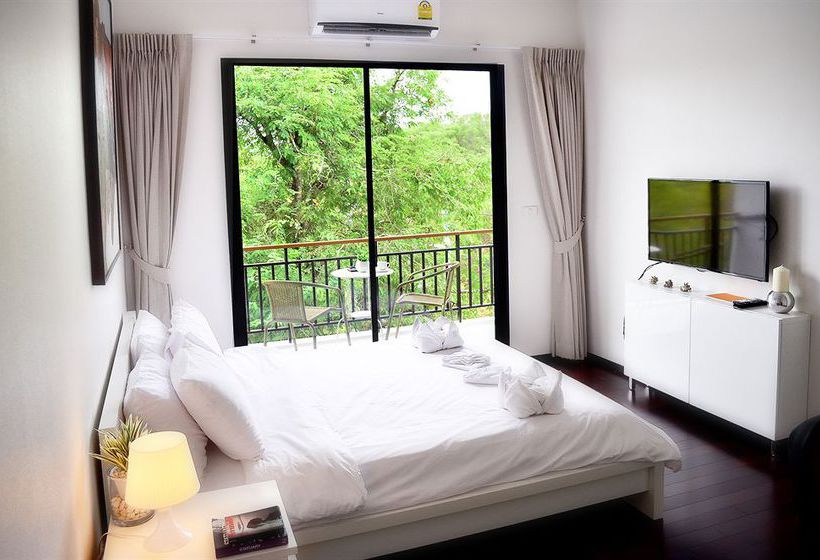 Hotel The Title Phuket 10