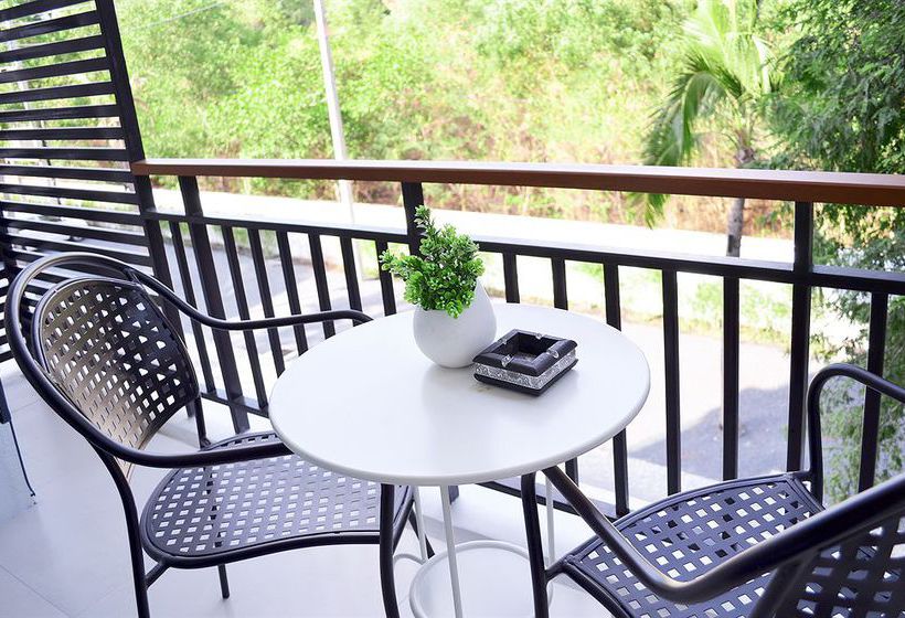 Hotel The Title Phuket 9