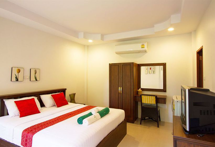 The Green Beach Resort 12