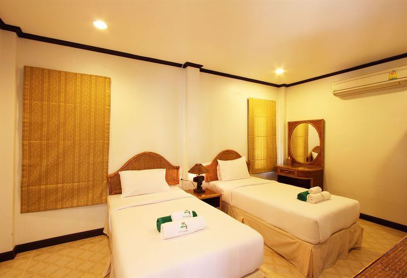 The Green Beach Resort 13