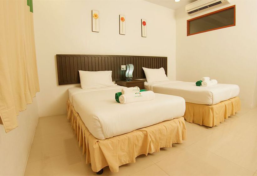 The Green Beach Resort 7