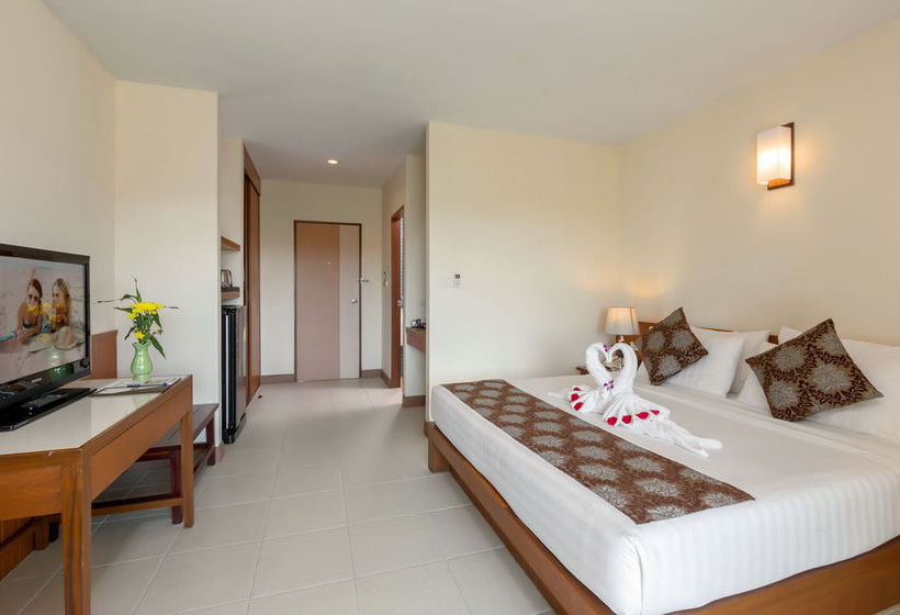 Hotel Chaiyapruek Suites Serviced Residence 6