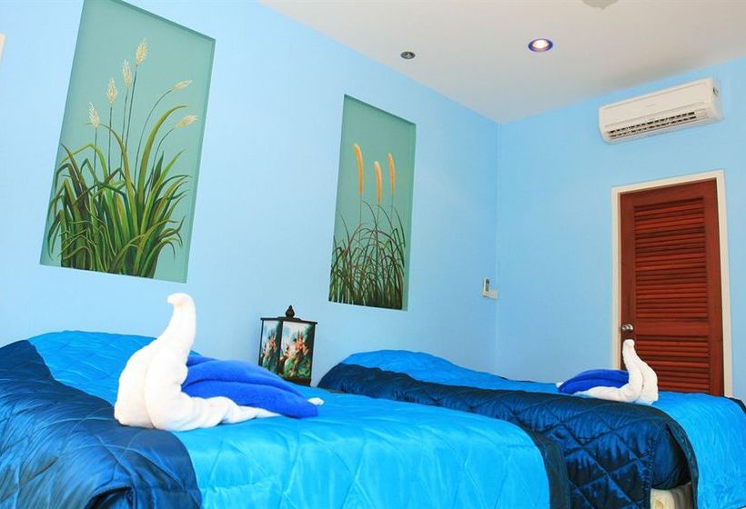 Baan Montra Beach Resort 1